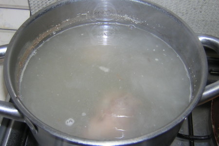 Суп с чесночными гренками на мясном бульоне: шаг 5