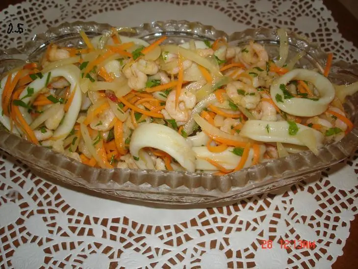 Закуска "хе " с морепродуктами и  морковью: шаг 3