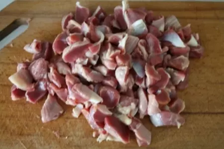 Куриные желудки в сметане: шаг 2