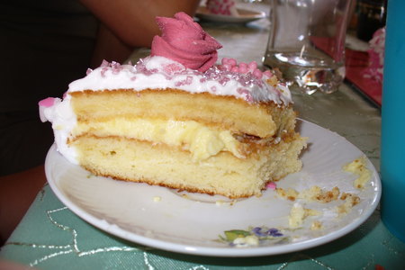 Торт " цветок" на день рождения доченьки: шаг 8