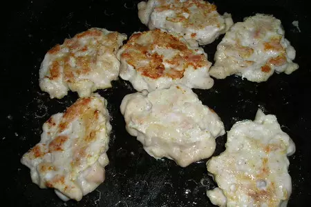 Котлетки куринные.: шаг 6
