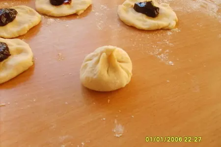 Булочка с начинкой: шаг 4