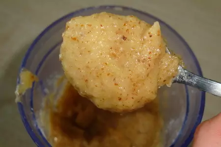 Слойки  с миндальным кремом и виноградом: шаг 2
