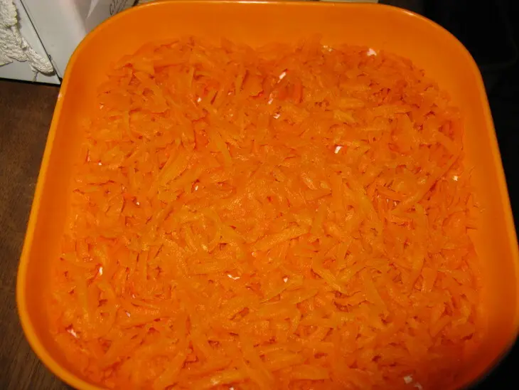 Салат "грибная поляна" с курицей: шаг 2