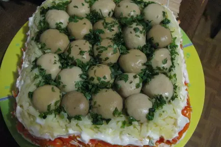 Салат "грибная поляна" с курицей: шаг 6