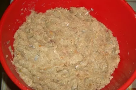 Рыбные зразы с копченым сыром: шаг 1