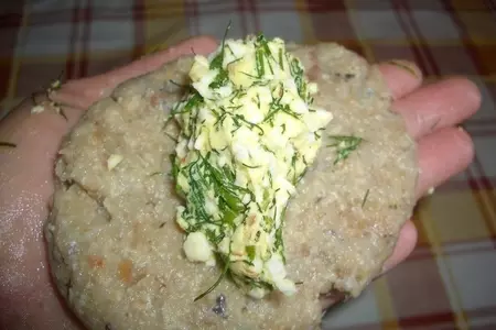 Рыбные зразы с копченым сыром: шаг 3