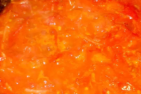 Солянка  сборная (семейная) на курином бульоне: шаг 2