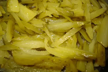 Солянка  сборная (семейная) на курином бульоне: шаг 5