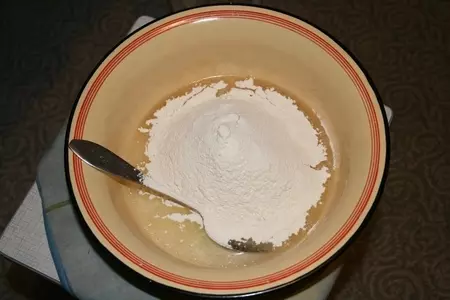 Пирог с яблочной начинкой: шаг 1
