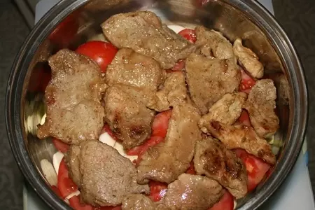 Свинина с яблоками в пиве: шаг 7