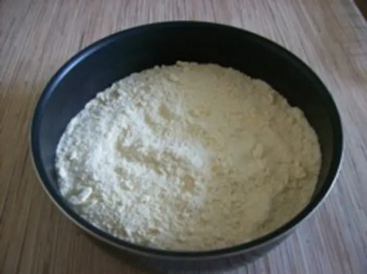 Двухслойный пирог с яблоками: шаг 2