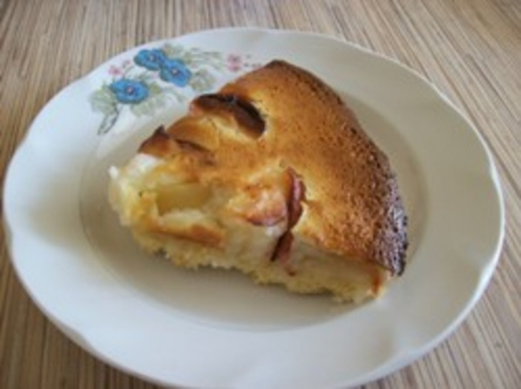 Двухслойный пирог с яблоками: шаг 6