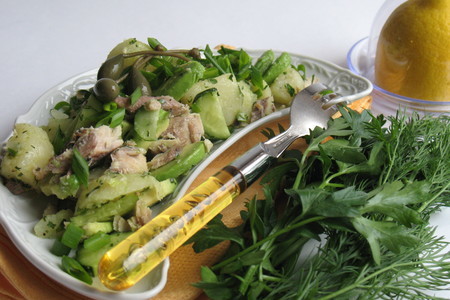 Картофельный салат с рыбкой и авокадо.: шаг 7