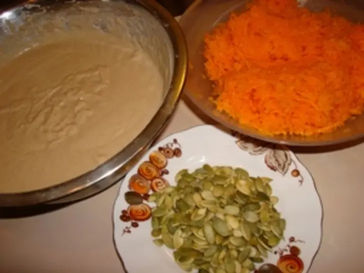 Тыквенные маффины с корицей и семечками: шаг 2
