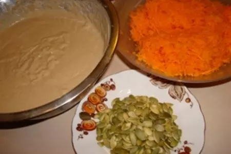 Тыквенные маффины с корицей и семечками: шаг 2