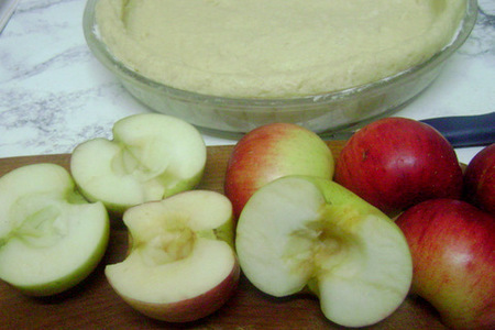 Яблочный пирог заливной: шаг 4