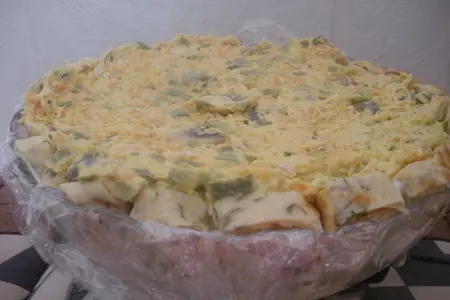 Салат "шарлотка": шаг 3