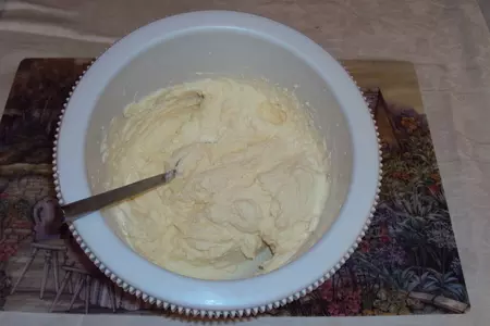 Сырно-луковый пирог с копченым салом и беконом: шаг 5