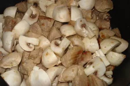 Мясо в сырном соусе: шаг 2
