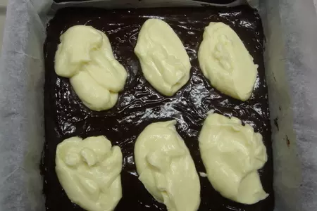 Шоколадная выпечка со сливочным сыром.: шаг 2