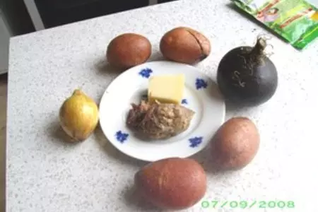 Драники с мясом и редькой: шаг 1