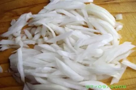 Драники с мясом и редькой: шаг 2
