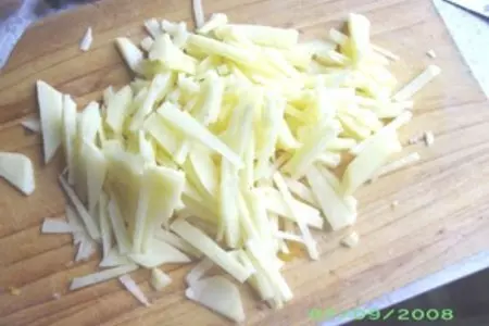 Драники с мясом и редькой: шаг 4
