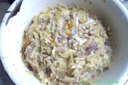 Драники с мясом и редькой: шаг 5