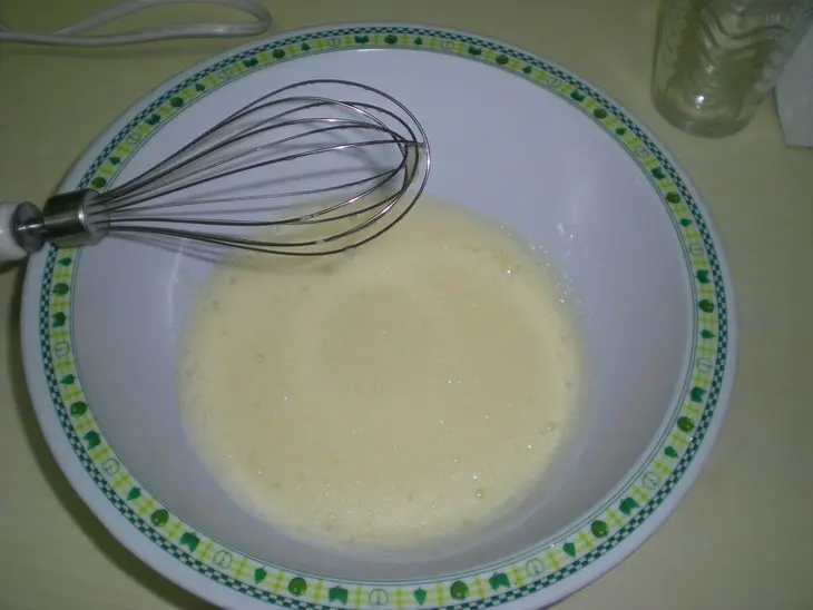 Маффины со сгущенкой и бананами: шаг 1
