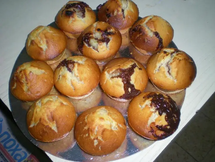 Маффины со сгущенкой и бананами: шаг 6