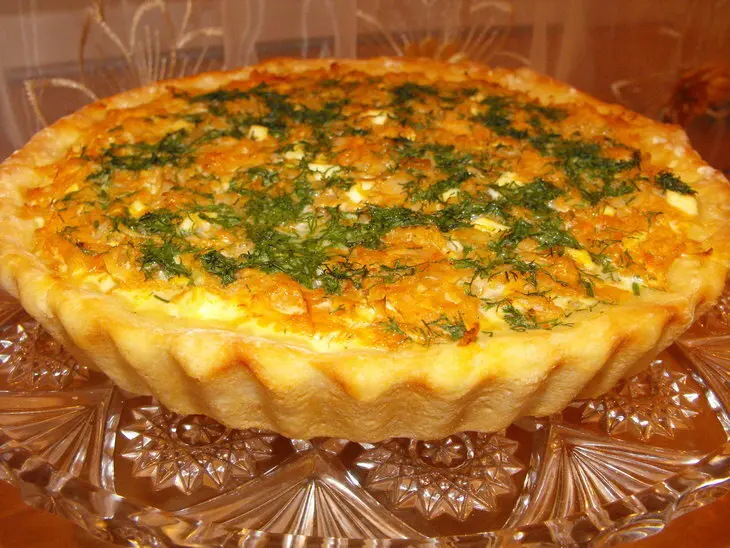 Открытый пирог с капустой и яйцами: шаг 6