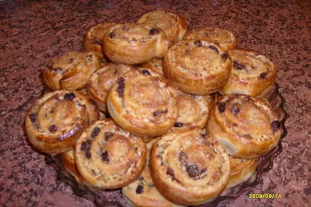Булочки с яблоками и изюмом.: шаг 6