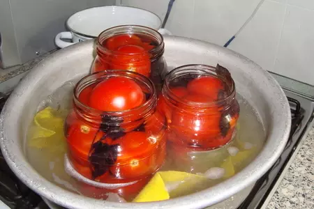 Томаты с базеликом: шаг 2