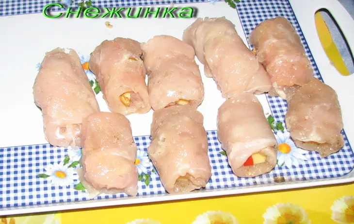 Куриные рулетики в сырной панировке: шаг 3