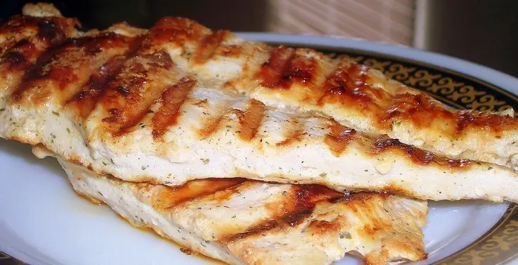Куриная грудка гриль с соусом: шаг 1