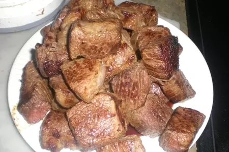 Говядина тушёная с овощами: шаг 1