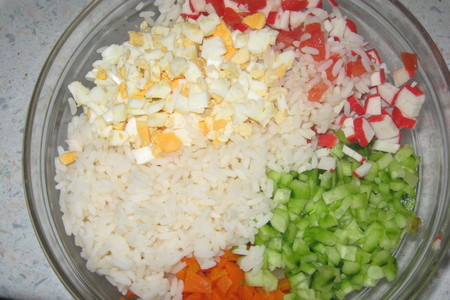 Салат с тунцом и рисом: шаг 1