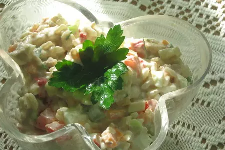 Салат с тунцом и рисом: шаг 2