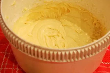 Грушевый кекс с шоколадом: шаг 2