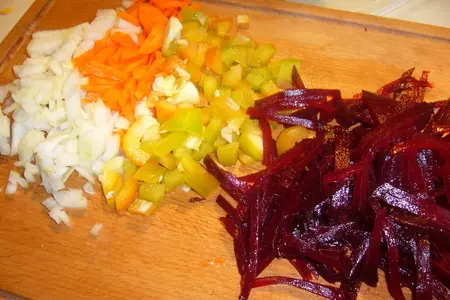Постный борщ с зеленой стручковой фасолью, грибами и баклажанами: шаг 1