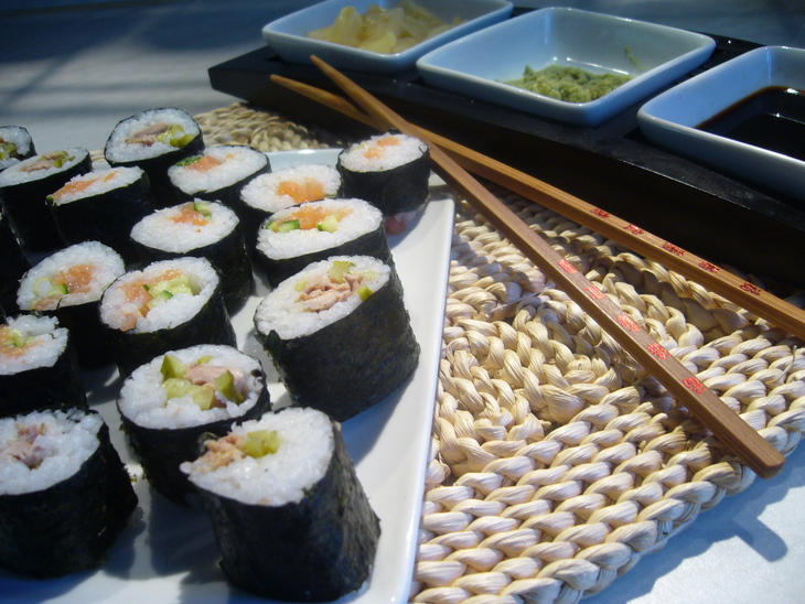 Хосомаки-суши (тонкие суши-роллы): шаг 6