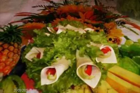 Салатные кулечки: шаг 3