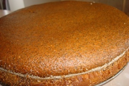 Маковый пирог-торт с творожной прослойкой: шаг 6