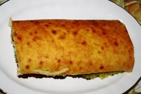 Рулет с мармеладом: шаг 7