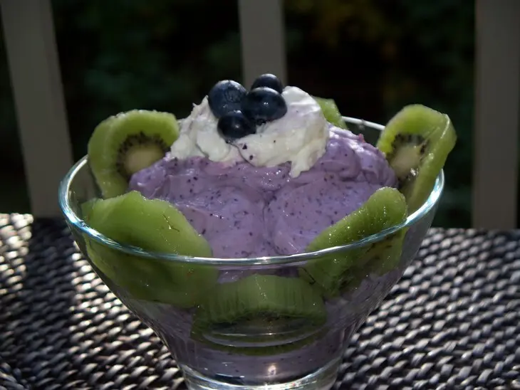 Десерт  из  творога  полезно  вкусный  завтрак  за  5 минут !!!: шаг 2