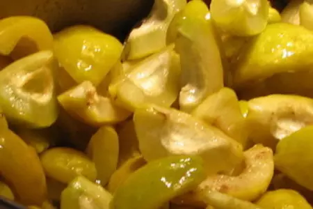 Маринованная японская айва по рецепту маринованных груш от иоанны хмелевской: шаг 3