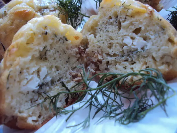 Кексы с копченой рыбой и фетой (cake au poisson fumé et à la feta): шаг 4