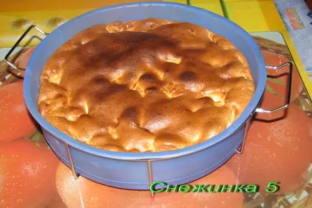 Шарлотка "пышка": шаг 1