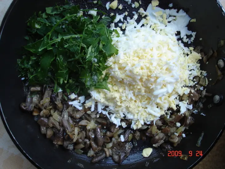 Зразы мясные с грибами: шаг 1